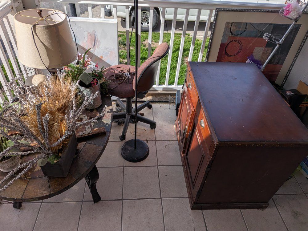 Coffee table, Heavy Office Desk, Misc