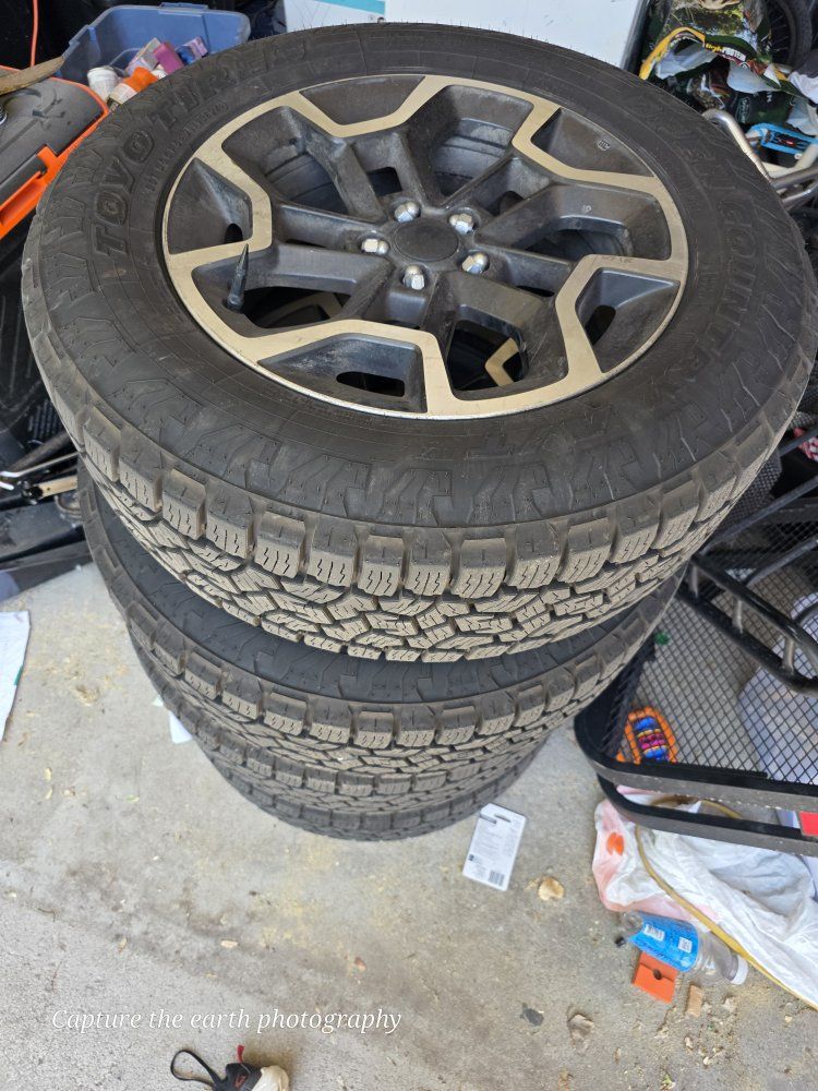 Set of 4 Toyo Open Country A/T III Tires 225/65R17  with Rims basically brand new