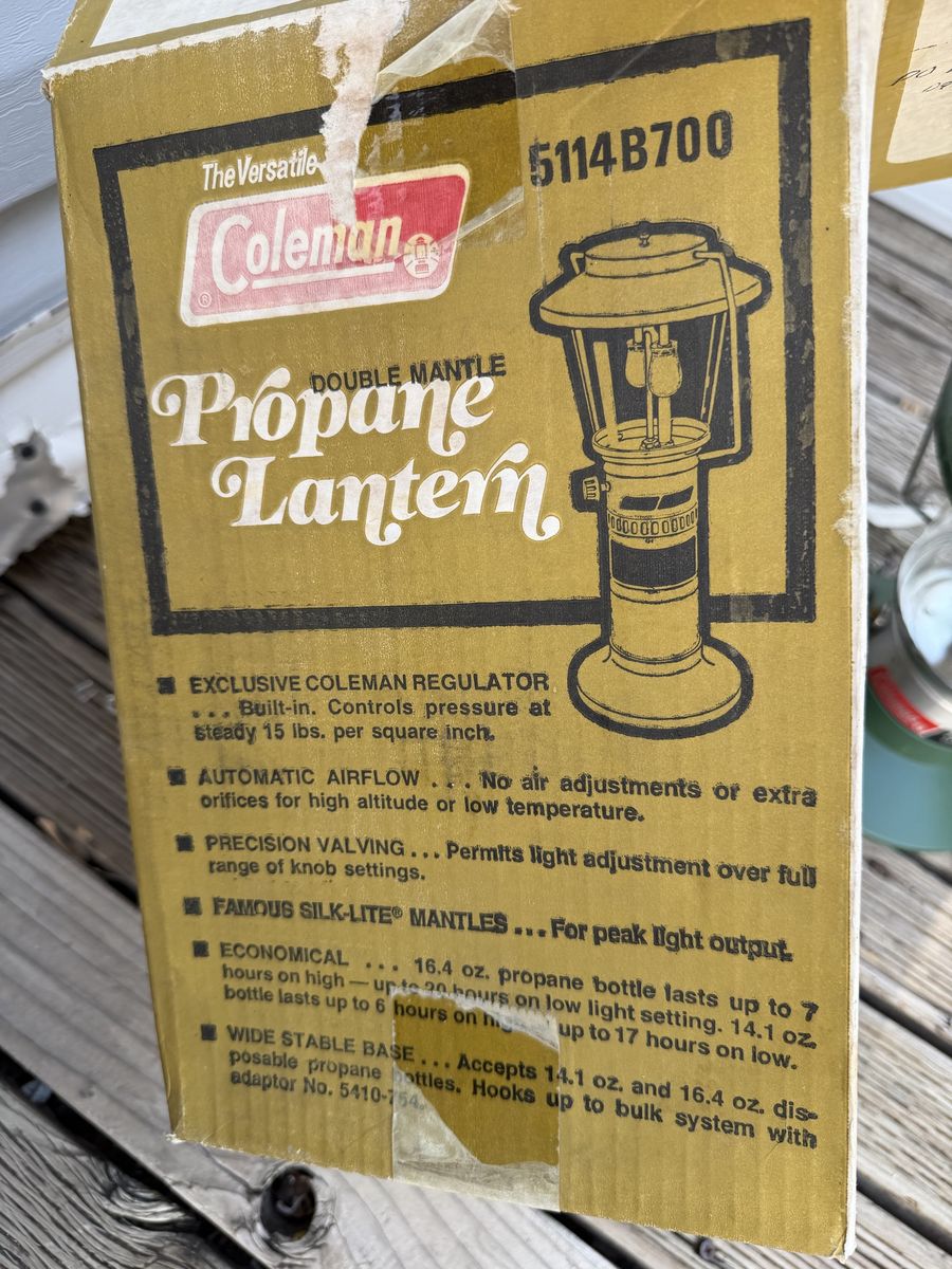 Vintage Camping Lanterns Lot Coleman 5114B700 & Primus 2158 Propane Lanterns With Boxes