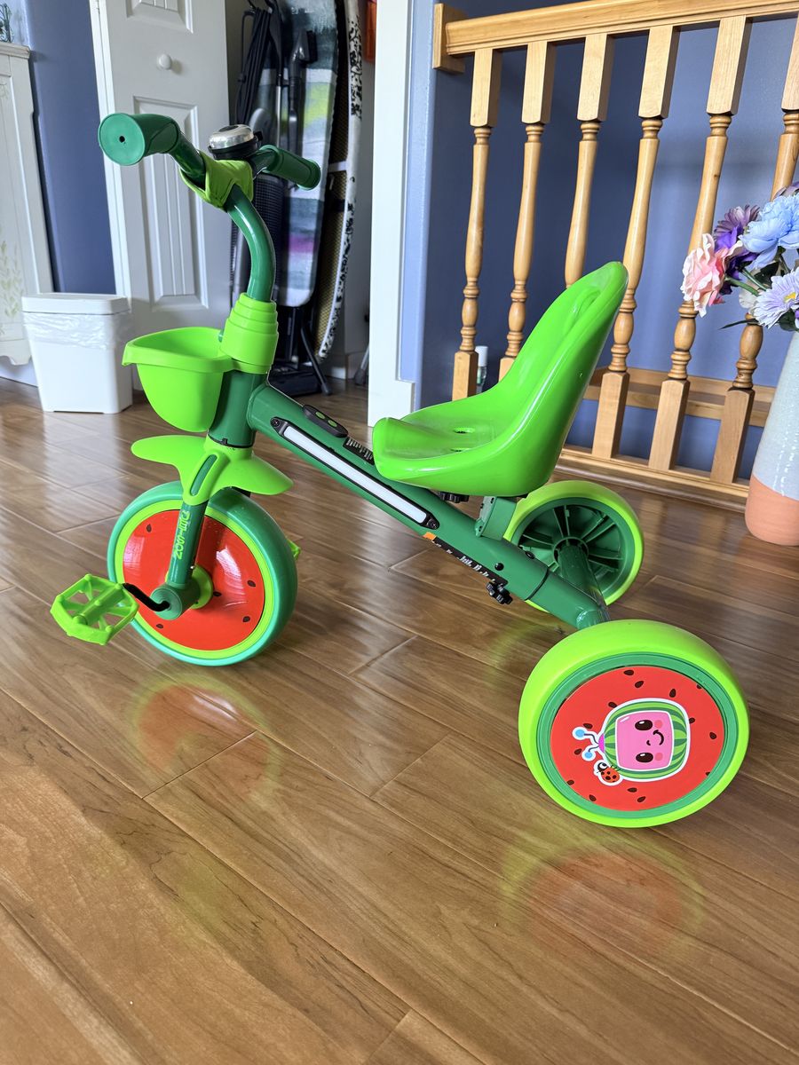 Jetson CoComelon Light-Up Tricycle – Great Condition – $50 OBO