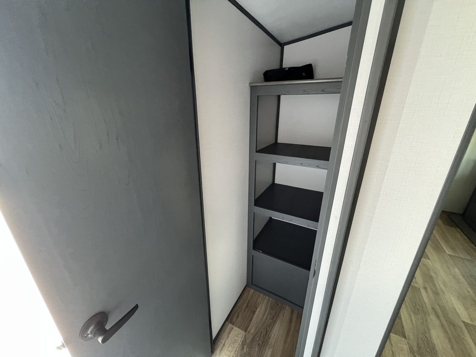 Main image 15