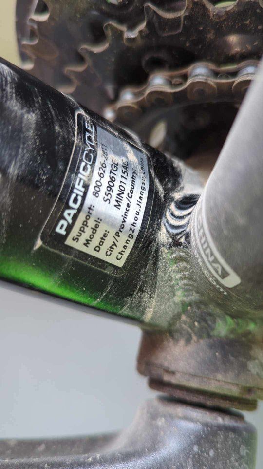 29 inch tire Schwinn mountain bike