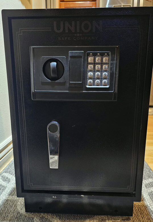 Electronic Lock Gun Floor Safe 1.5 Cu.Ft.