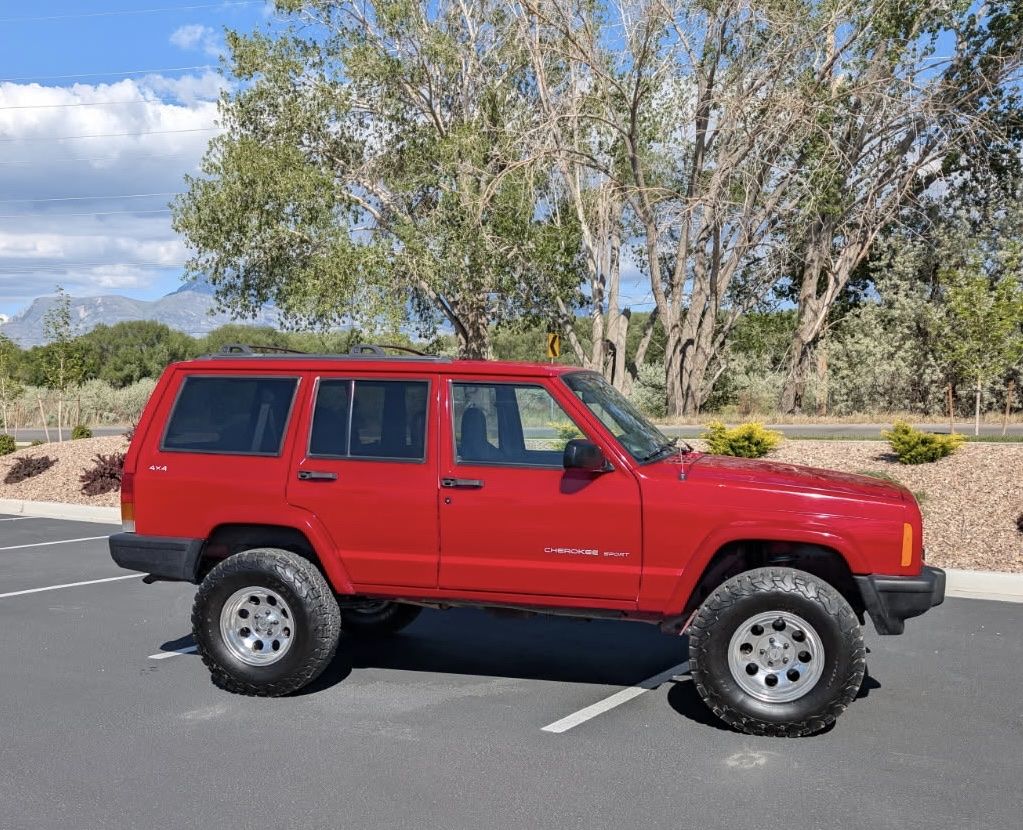 1999 Jeep Cherokee Sport