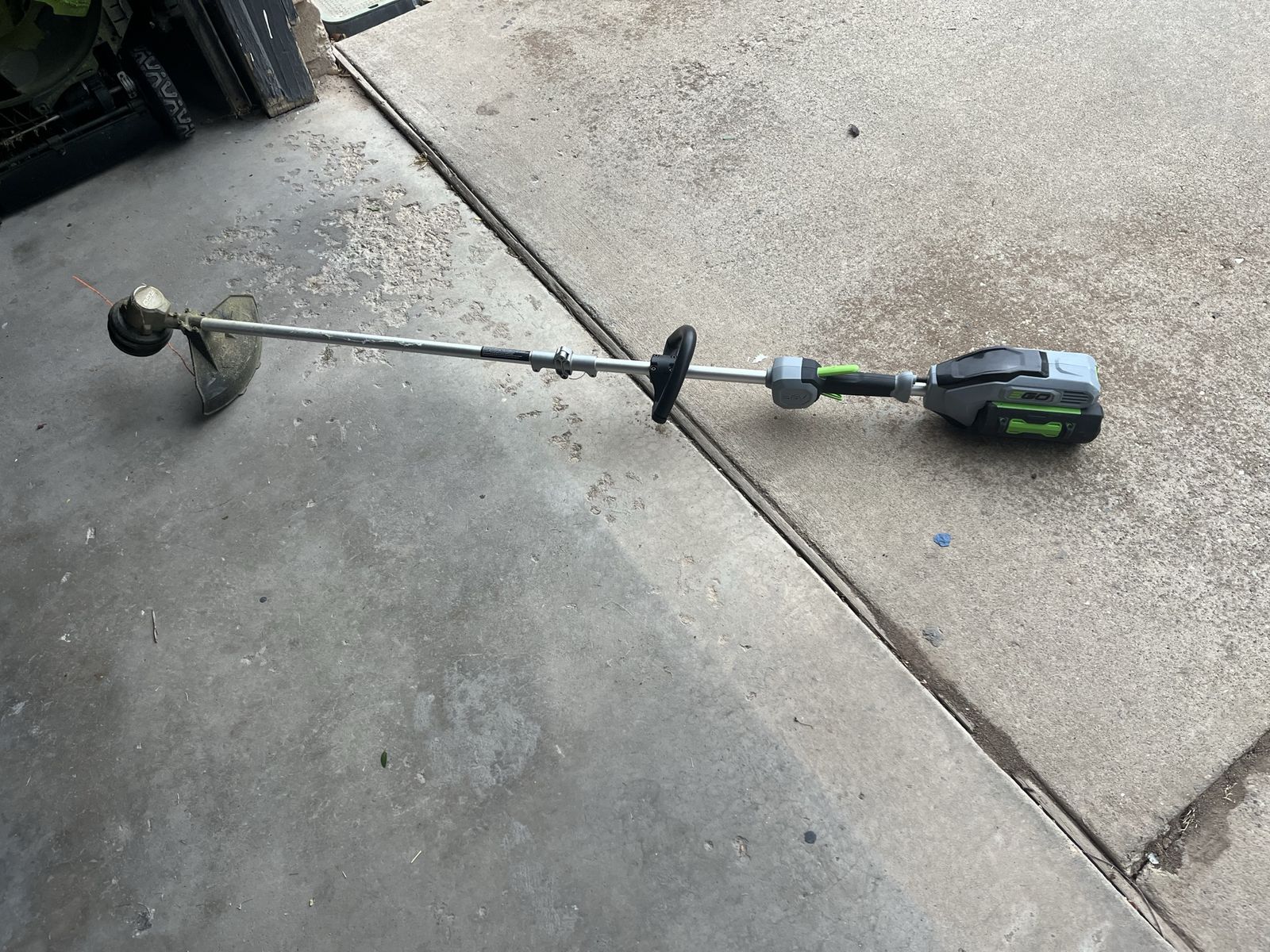 EGO Power+ ST1502SA 15" Cordless String Trimmer w/ 2.5 Ah ARC Lithium Battery & Charger