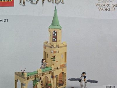 LEGO Harry Potter 76401 Hogwarts Courtyard: Sirius's Rescue Building Set - Used
