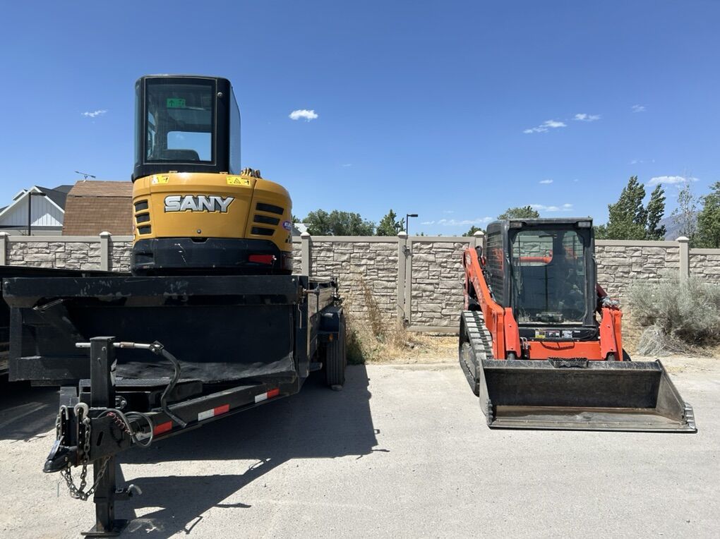 $90 Dump Trailer For rent, $335 Skid/Mini X 5 hrs