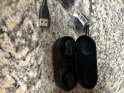 Bose Wireless Earbuds with Charging Case and Accessories