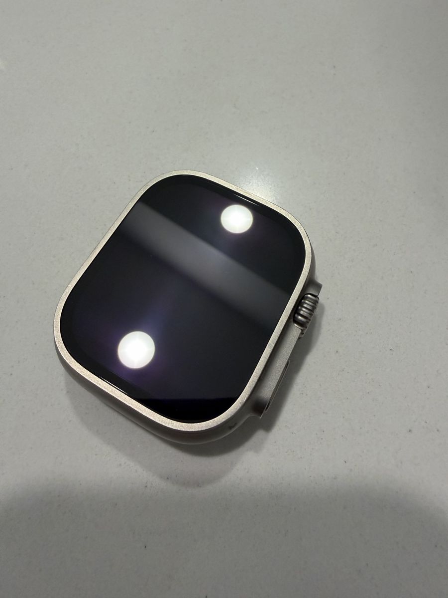 Apple Watch Ultra 2 Smartwatch 64 GB -Titanium