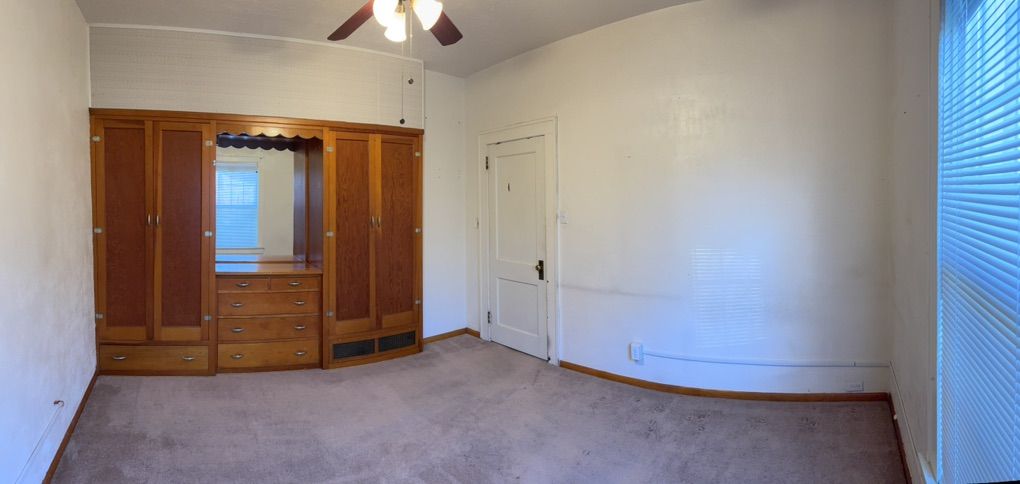 Main image 4