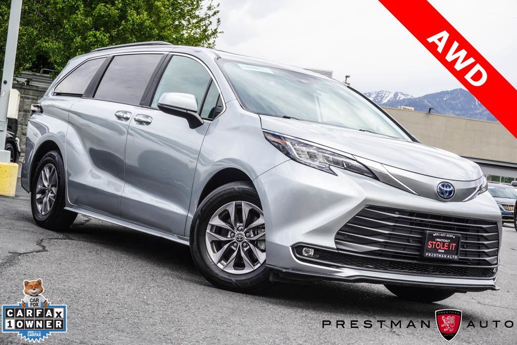 2025 Toyota Sienna XLE 7-Passenger
