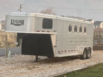 Logan 4 horse bullseye