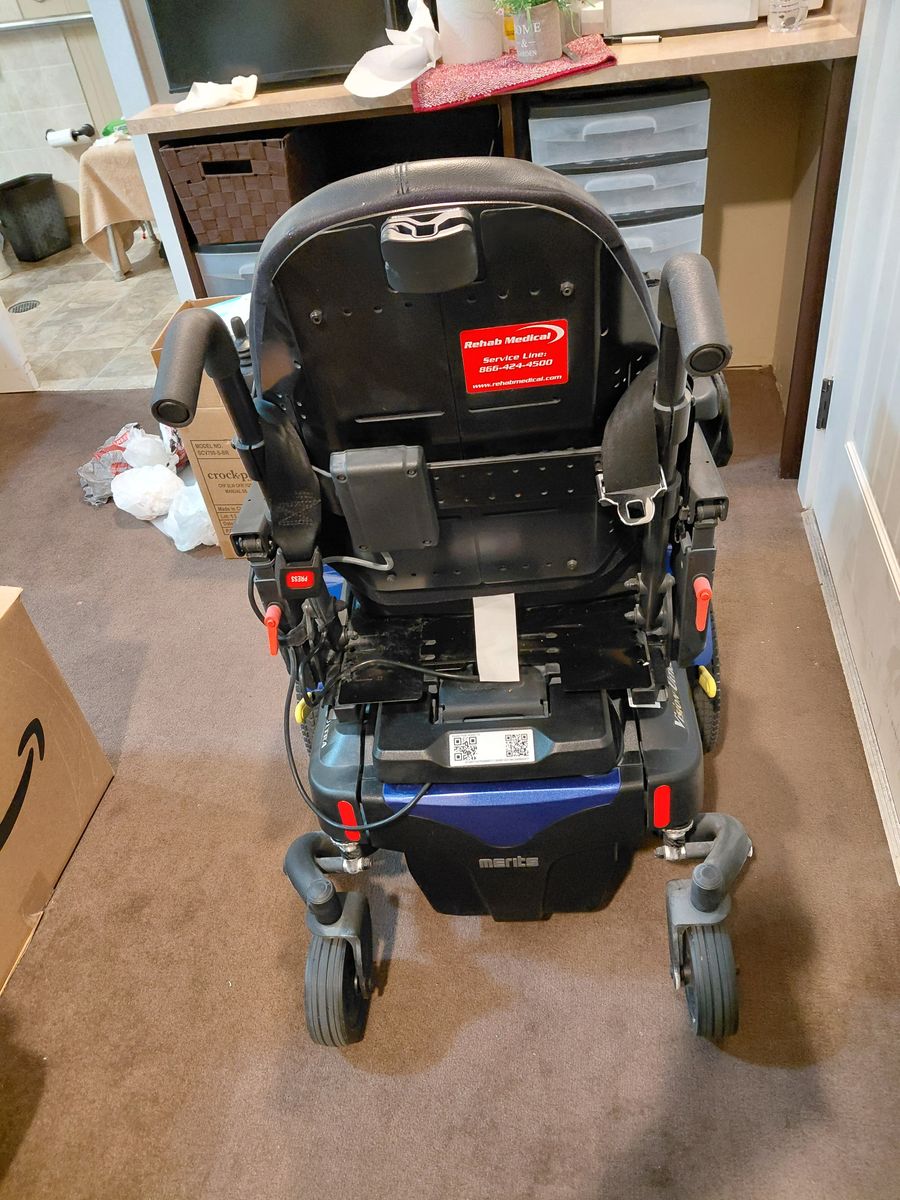 $2,500.00 OBO – Like-New Merits Vision Ultra P325 Power Wheelchair