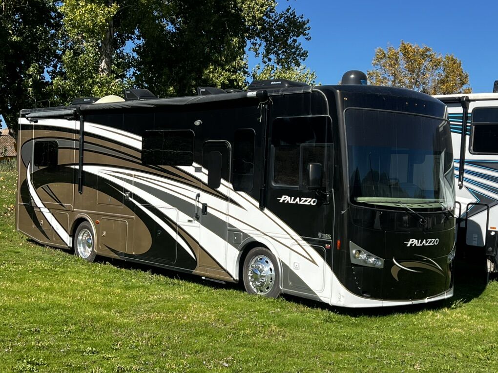 2017 THOR PALAZZO 33.2