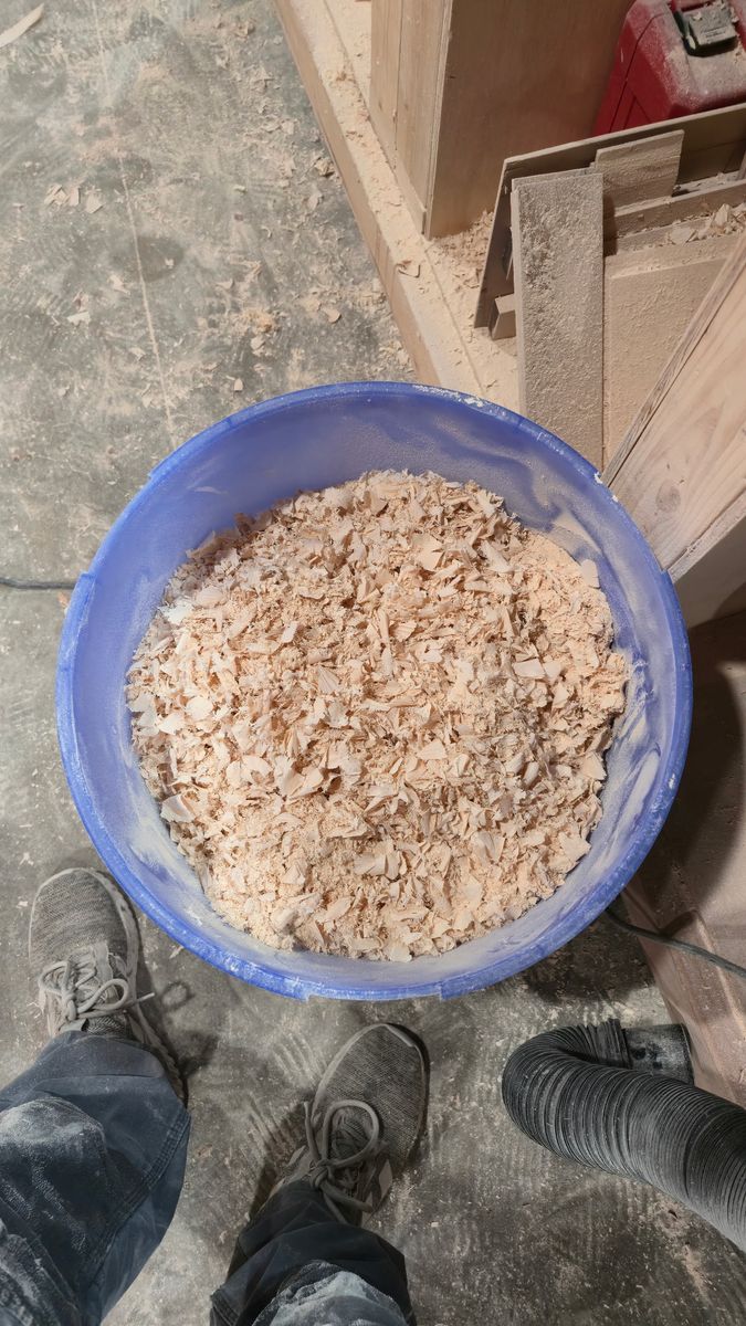 Maple sawdust