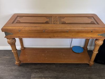 End and coffee table
