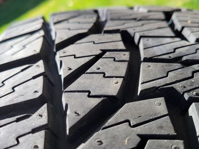 Single Hankook Dynapro ATM 265/65-17