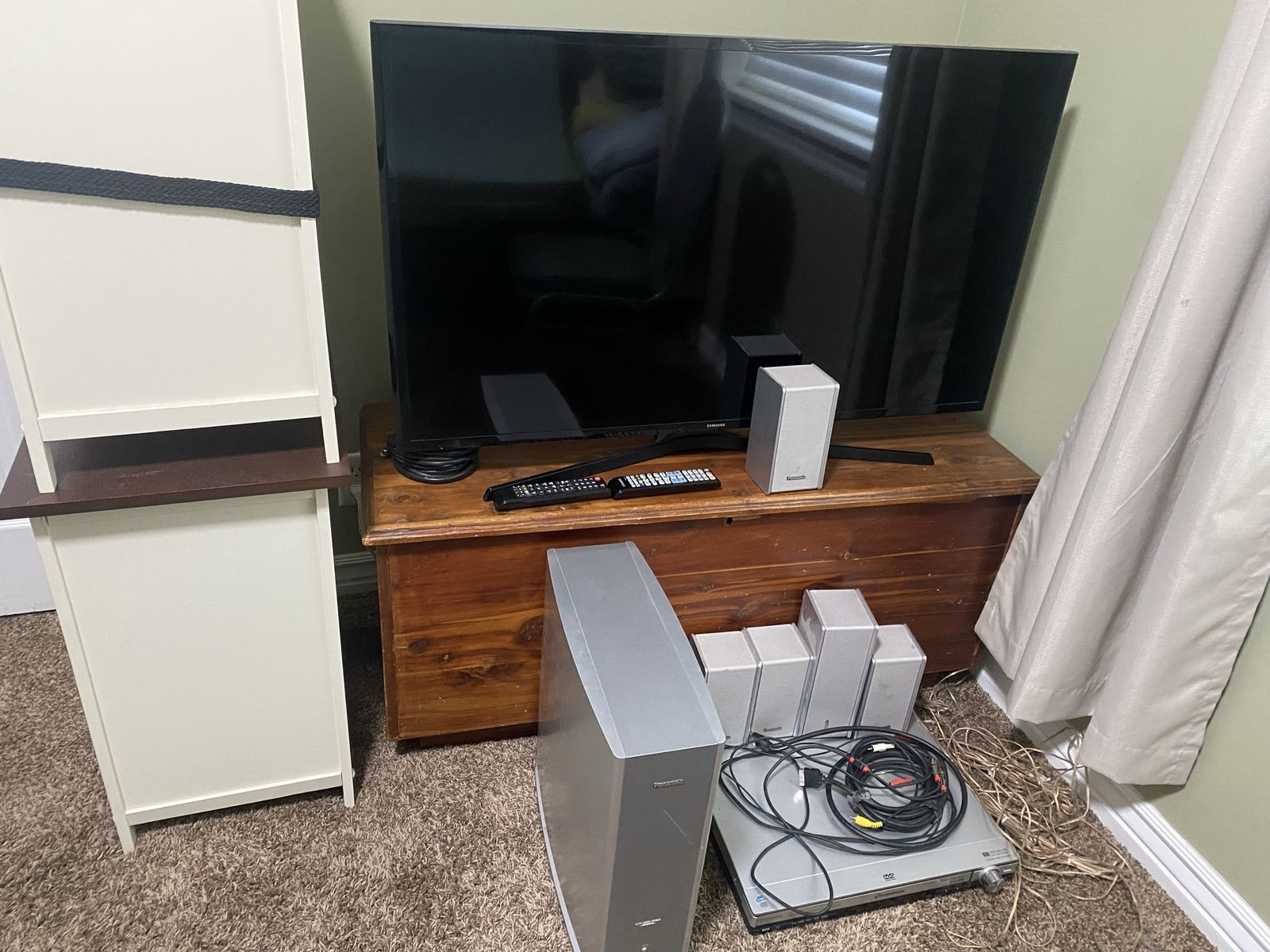 Home Entertainment System
