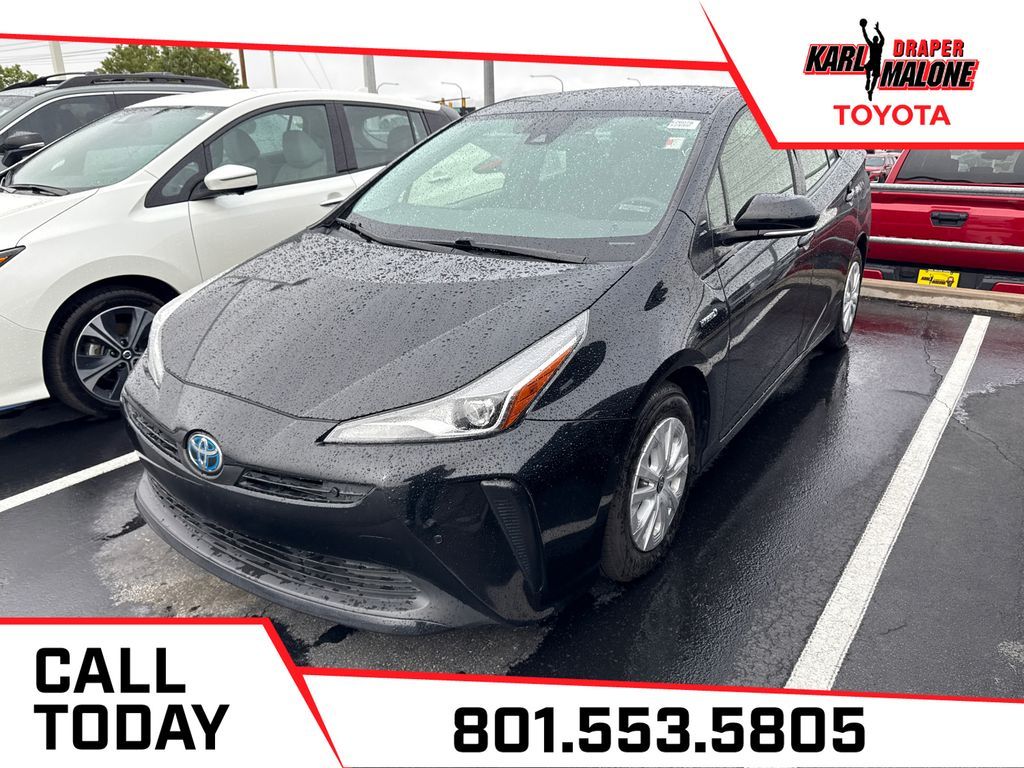 2022 Toyota Prius LE