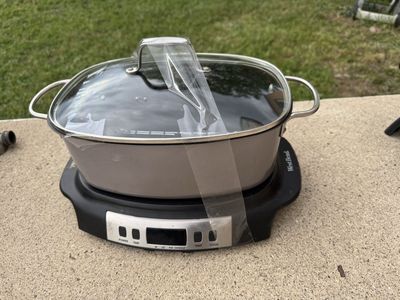 West Bend electric versatility oval Shaped 6 Quart