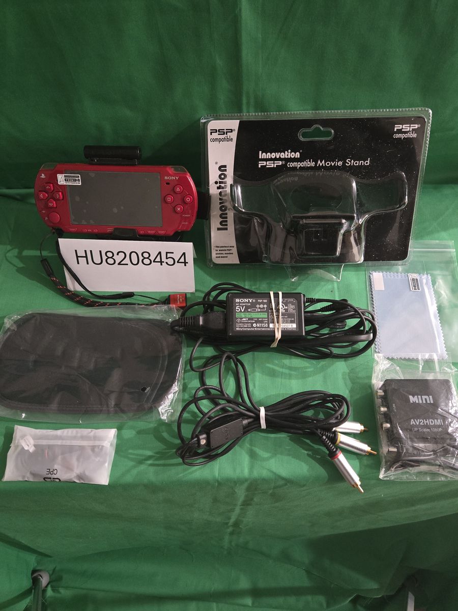 PSP-2001 AUTHENTIC GOD OF WAR COLLECTORS BUNDLE