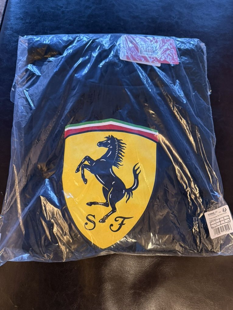 Puma Ferrari Sheild Hoodie - Large