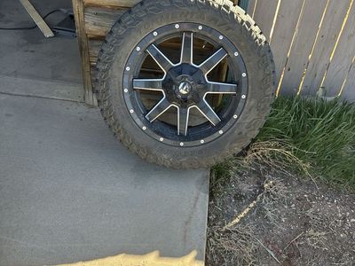 Lt285/55R20 Tires WiTh Fuel Rims