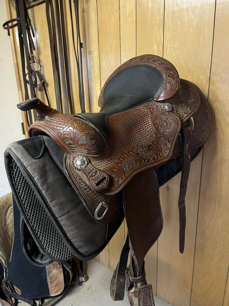 Custom Western Saddle- Dale Chavez