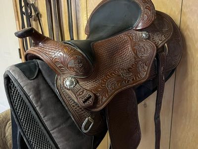 Custom Western Saddle- Dale Chavez