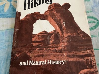 Canyon Country Hiking and Natural History by F.A. Barnes - Vintage Softcover Book