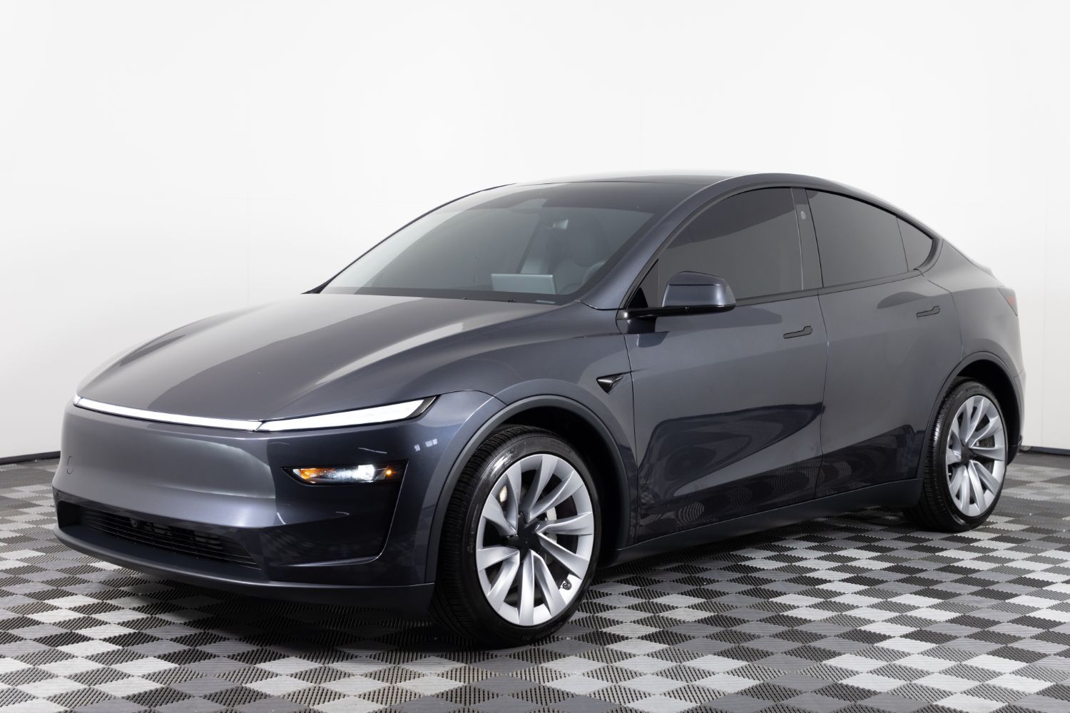 2026 Tesla Model Y Premium