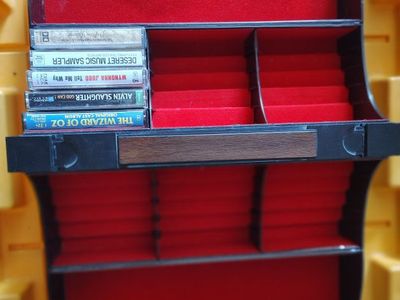 Vintage Cassette Tape Carrier Storage 30 Tapes Double Sides 15 Per Side HTF