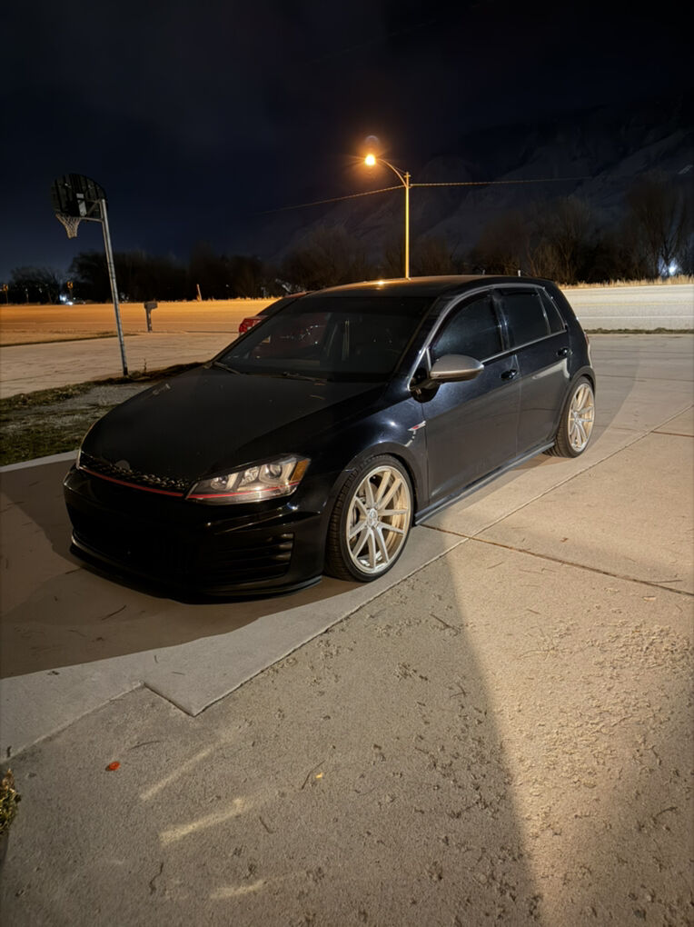 2017 VOLKSWAGEN GOLF GTI Autobahn