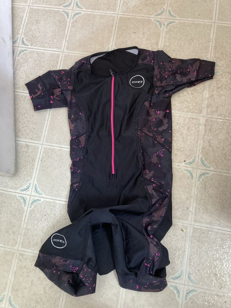 Zone3 Women's Triathlon Suit - Black/Pink, Size Medium, Excellent Condition