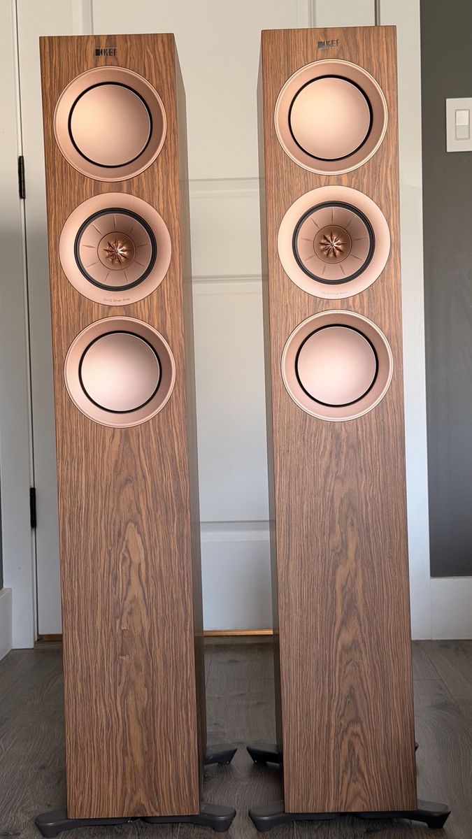 Kef R5 (Non - Meta) Compact Tower Speakers