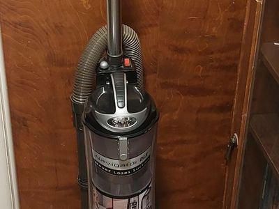 Shark Navigator Vacuum Cleaner Model 7120