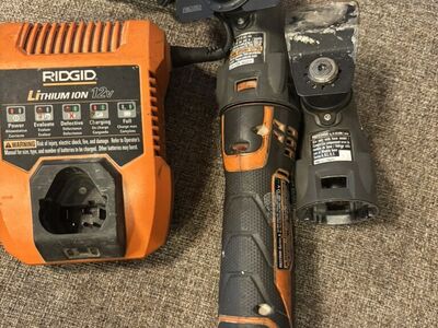 Ridgid R8223500 Series A JobMax Tool W/batt&chrgr