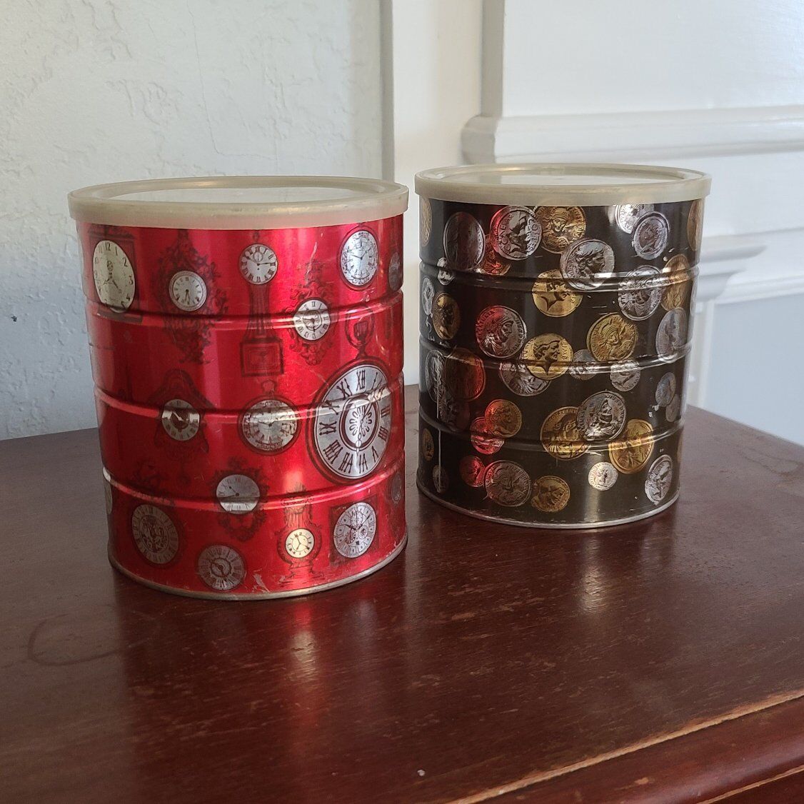 2 Vintage Coffee Tins