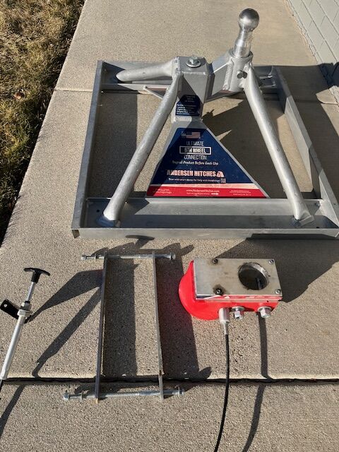 5th Wheel Hitch Andersen