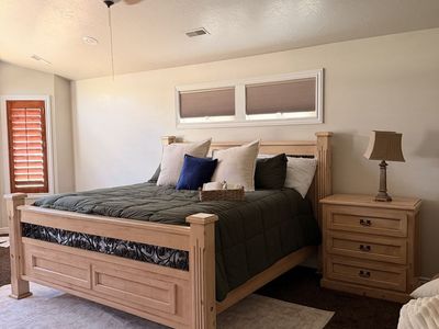 King 4-Piece Furniture Bedroom Set