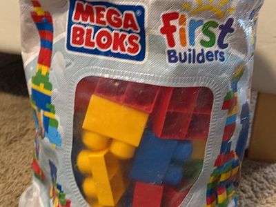 Mega Bloks First Builders Big Building Bag with Colorful Blocks