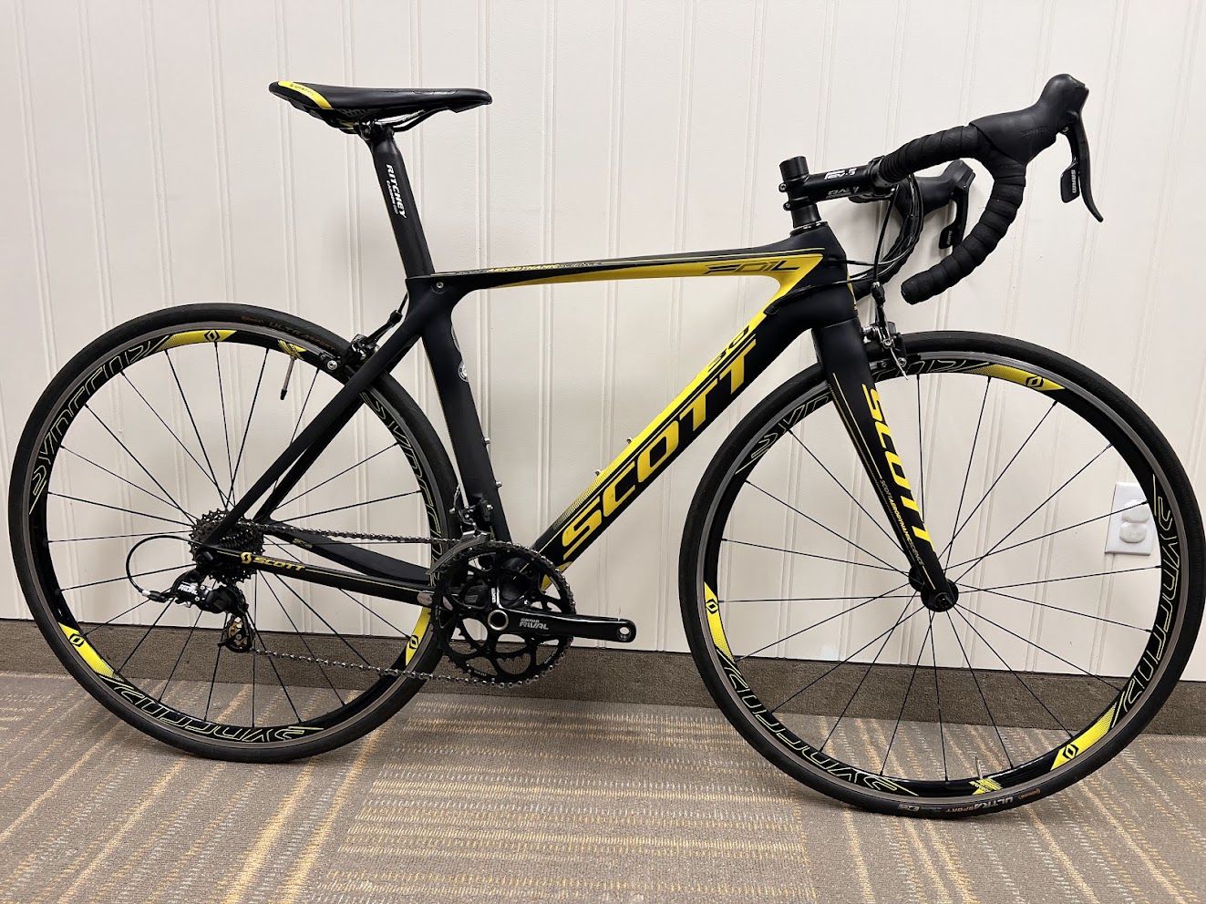 2012 Scott Foil 30 - Carbon Road Bike Small/Medium