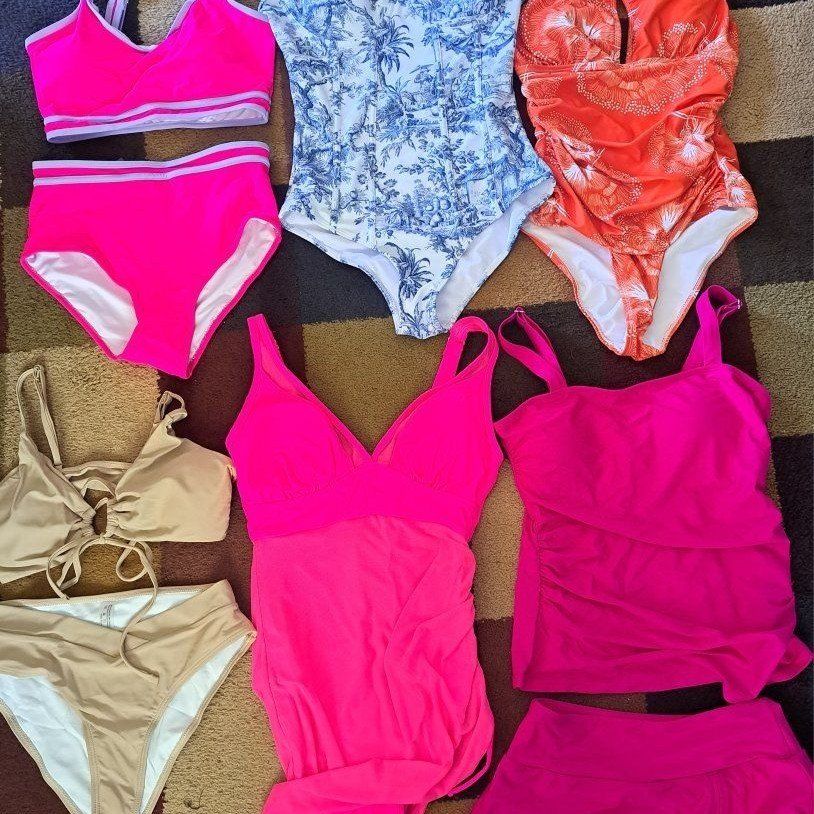6 cute swimsuits