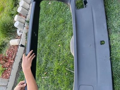 SUBARU IMPREZA 2017 REAT TAIL GATE. OR INTERIOR LIFT GATE