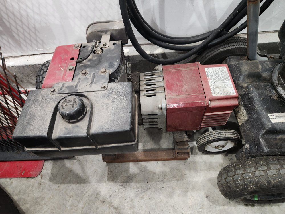 Coleman power max Generator