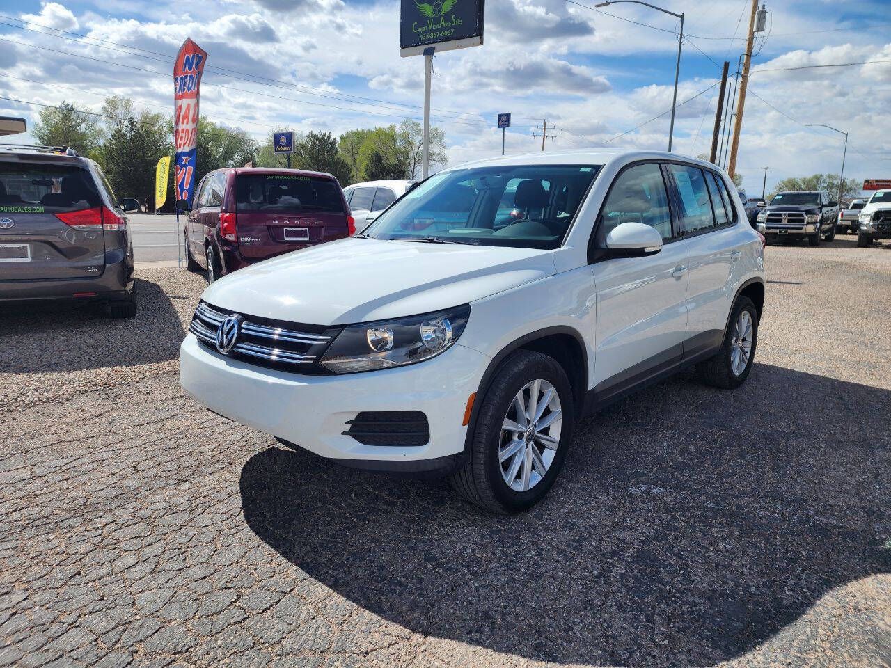 2017 VOLKSWAGEN TIGUAN 2.0T S 4Motion
