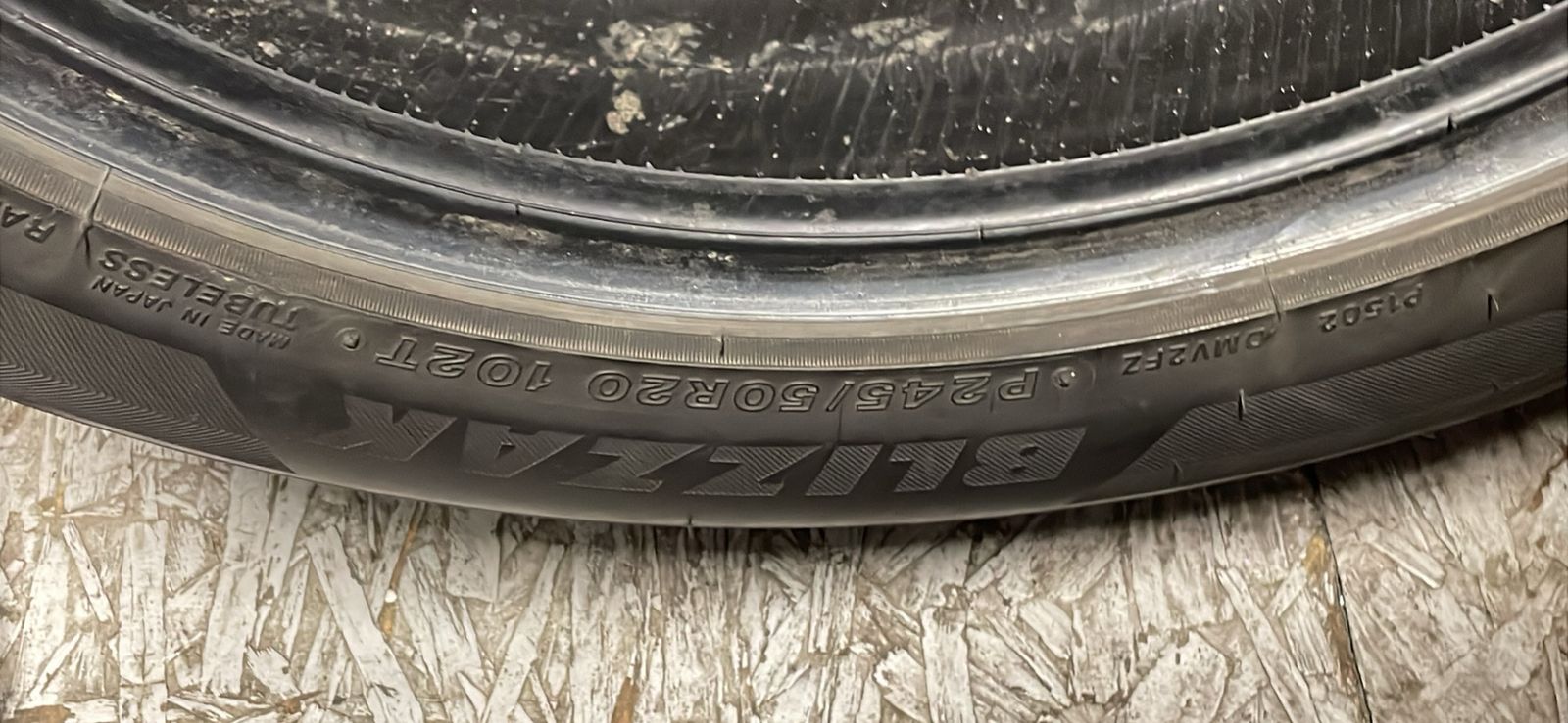 4 Blizzak 245/50/20 Tires