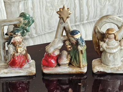 Ceramic Nativity Scene Letters Spelling PEACE Figurine Set