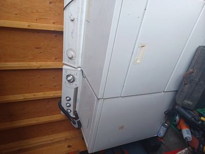 whirlpool washer and gas dryer Best offer