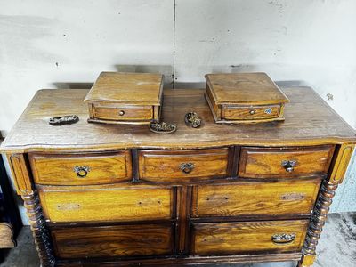 Vintage dresser
